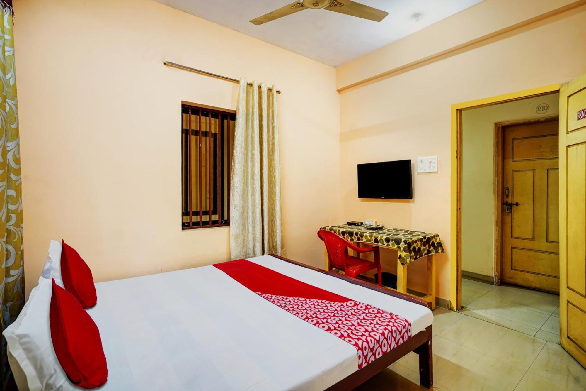 SPOT ON 91925 Lekshmi Rooms&Villas Mavelikara Esterno foto