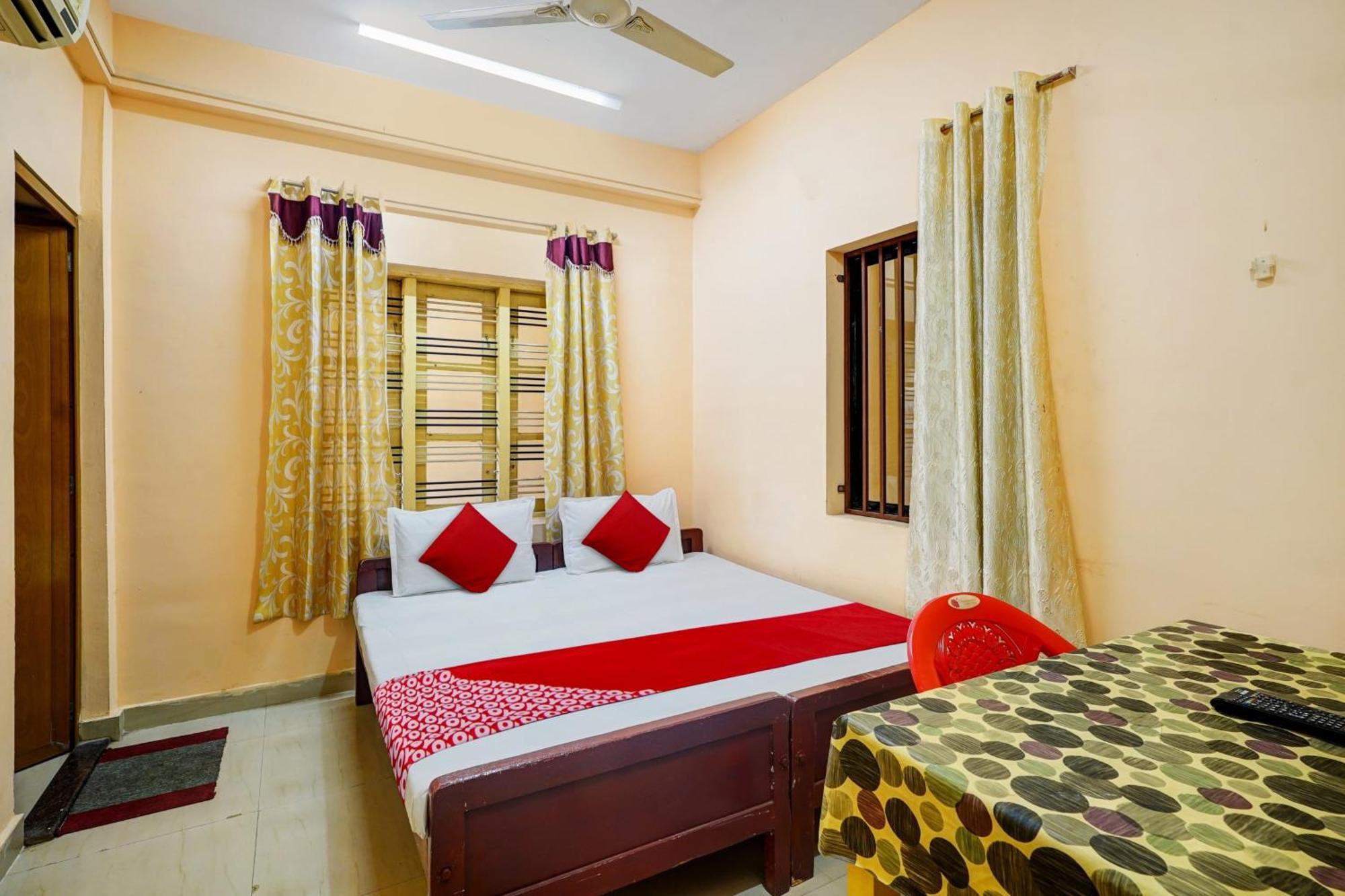 SPOT ON 91925 Lekshmi Rooms&Villas Mavelikara Esterno foto