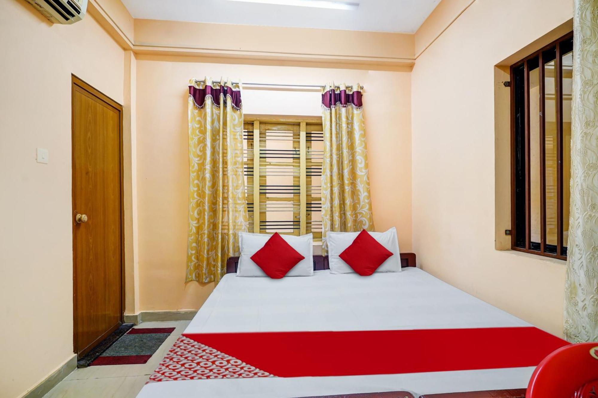 SPOT ON 91925 Lekshmi Rooms&Villas Mavelikara Esterno foto